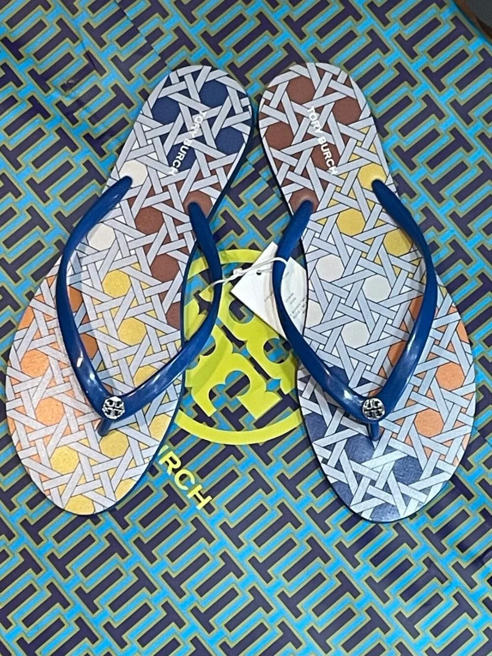 NWT~TORY BURCH~Chelsea Logo Sandals